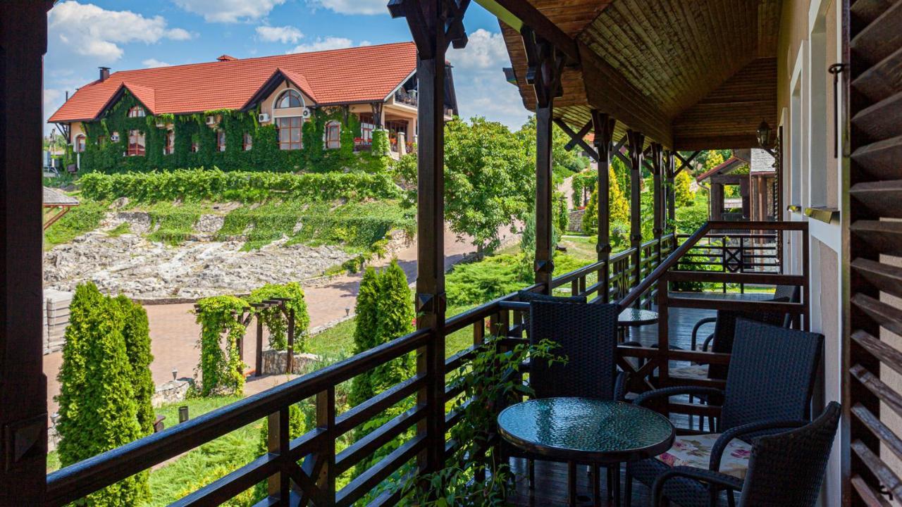 Chateau Vartely Orhei Exteriör bild